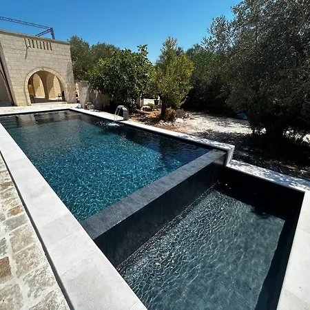 Aurasia Bed & Breakfast