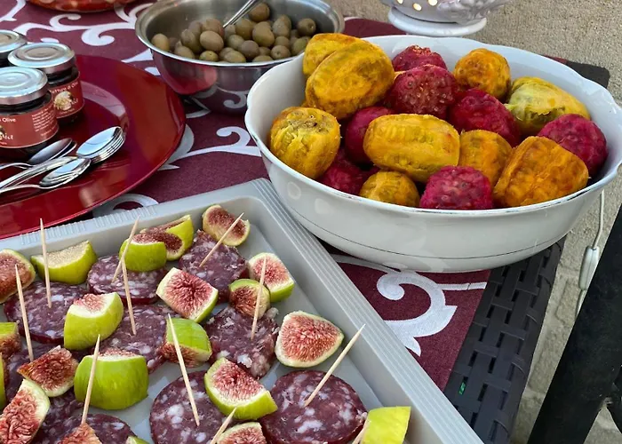 فندق مبيت وإفطار Aurasia أوستوني