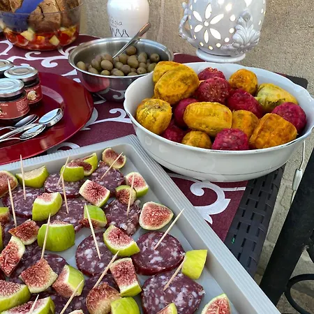 Oda ve Kahvaltı Aurasia Ostuni