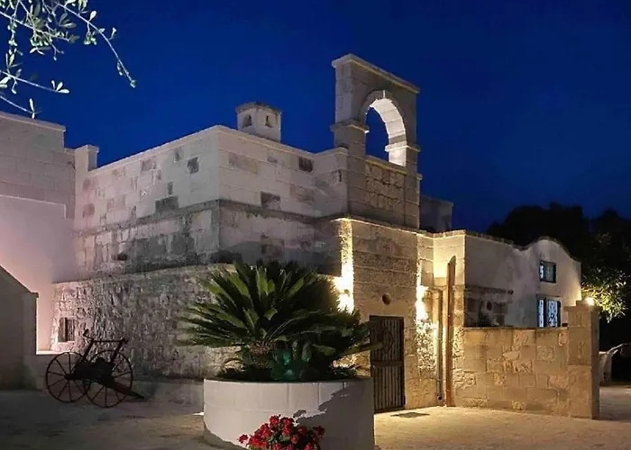 Aurasia 4* 奥斯图尼